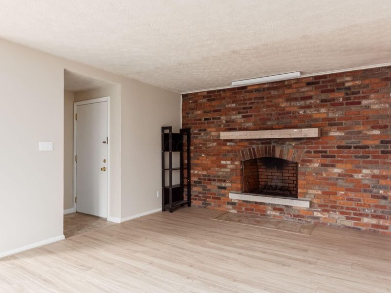 1512 Lafayette Drive, Unit #B, Upper Arlington, OH 43220 Photo 7