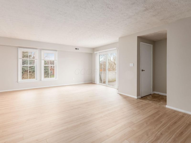1512 Lafayette Drive, Unit #B, Upper Arlington, OH 43220 Photo 9