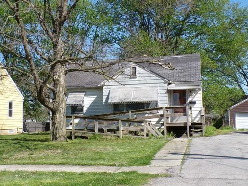 246 Fairview Street , Marion, OH 43302 Photo 2