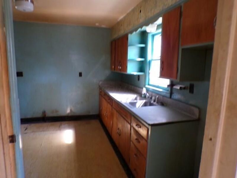 246 Fairview Street , Marion, OH 43302 Photo 4