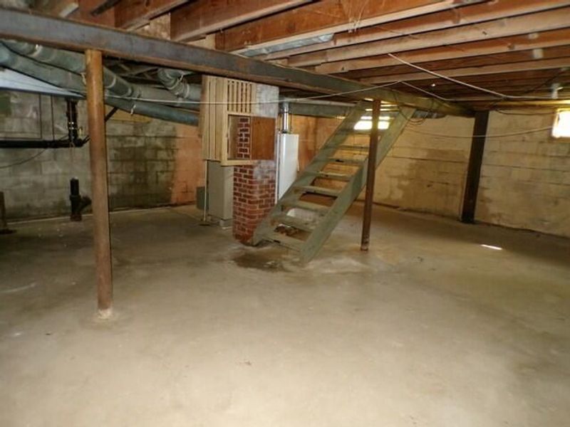 246 Fairview Street , Marion, OH 43302 Photo 7