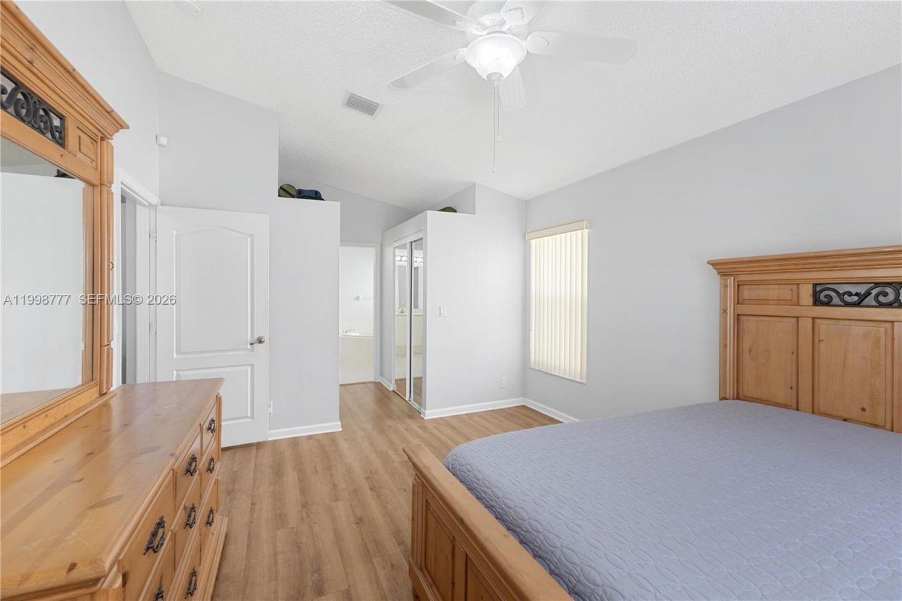 19401 SW 15th St, Pembroke Pines, FL 33029 Photo