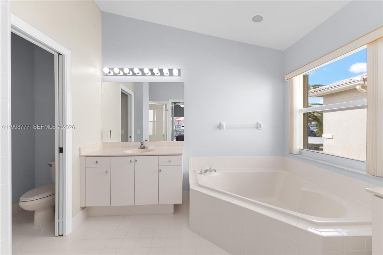 19401 SW 15th St, Pembroke Pines, FL 33029 Photo