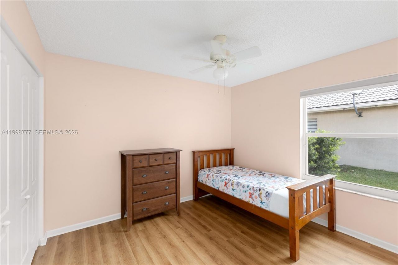 19401 SW 15th St, Pembroke Pines, FL 33029 Photo