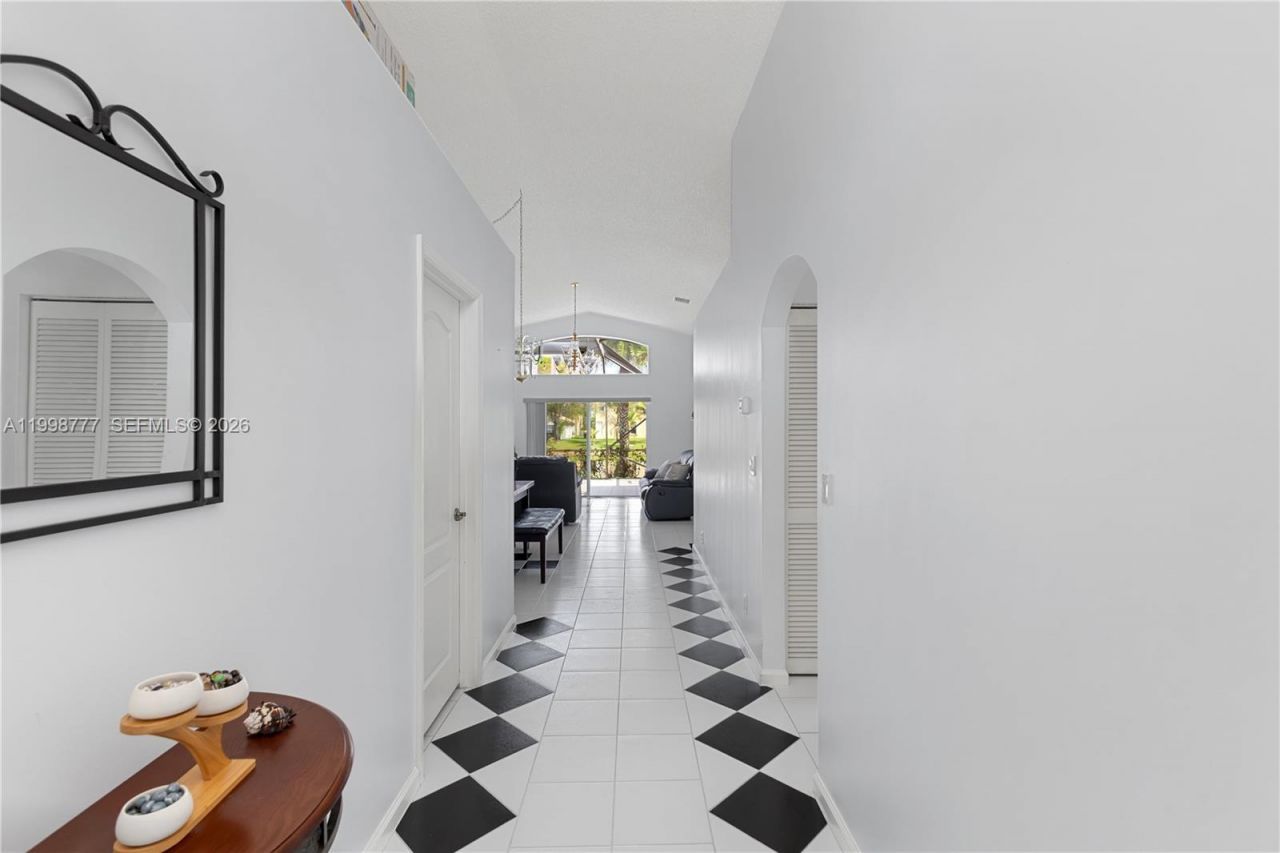 19401 SW 15th St, Pembroke Pines, FL 33029 Photo