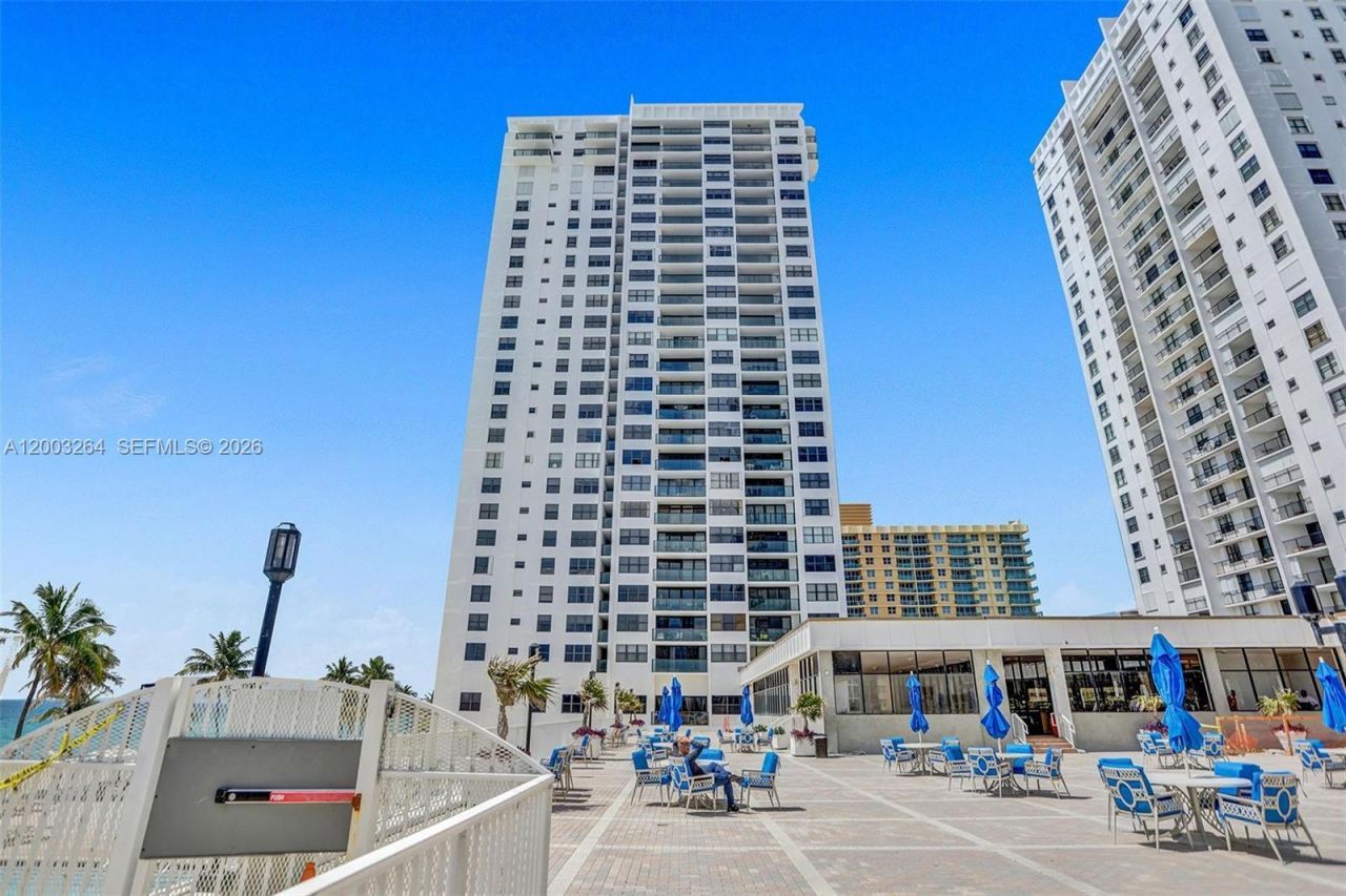 2301 S Ocean Dr , Unit 1705, Hollywood, FL 33019 Photo