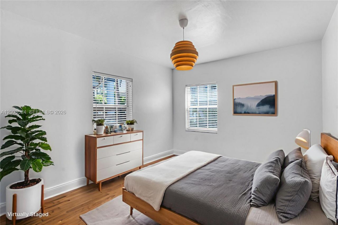 10 Century Ln , Miami Beach, FL 33139 Photo