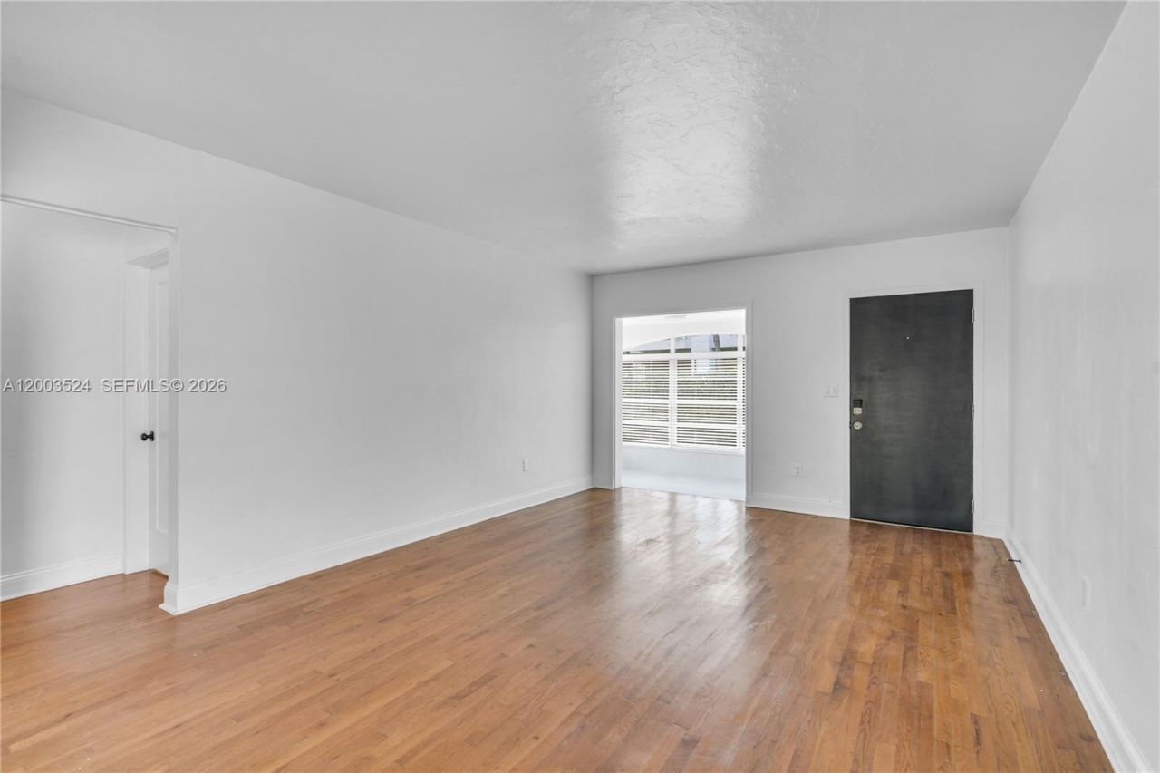 10 Century Ln , Miami Beach, FL 33139 Photo