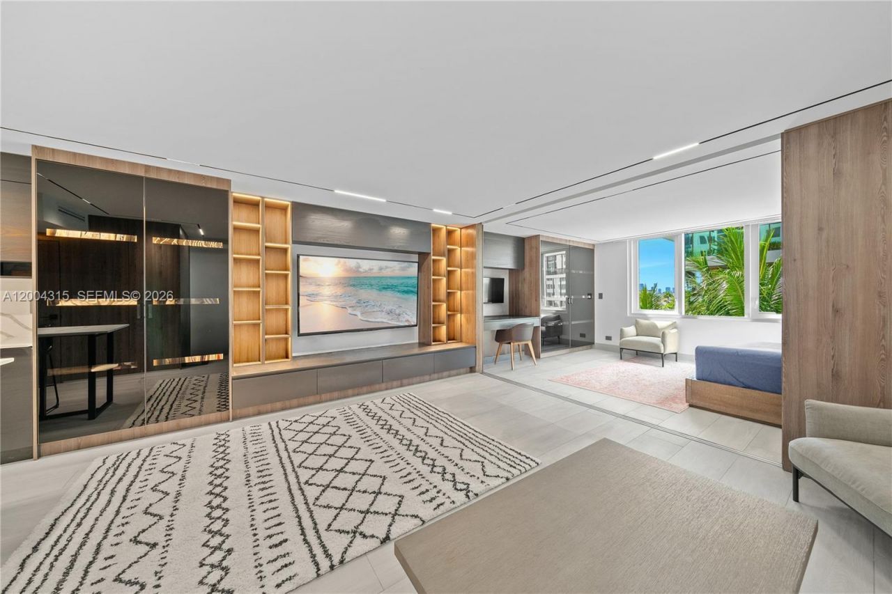 2301 Collins Ave, Unit 432, Miami Beach, FL 33139 Photo