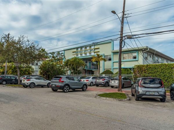 1255 Marseille Dr , Unit 25, Miami Beach, FL 33141