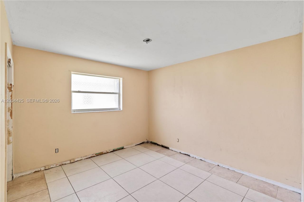 723 NW 15th Ter, Fort Lauderdale, FL 33311 Photo