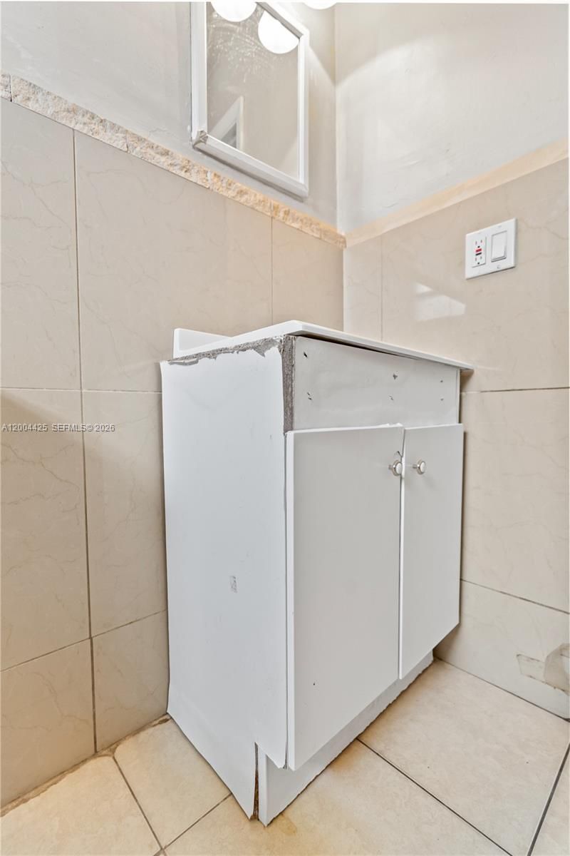 723 NW 15th Ter, Fort Lauderdale, FL 33311 Photo