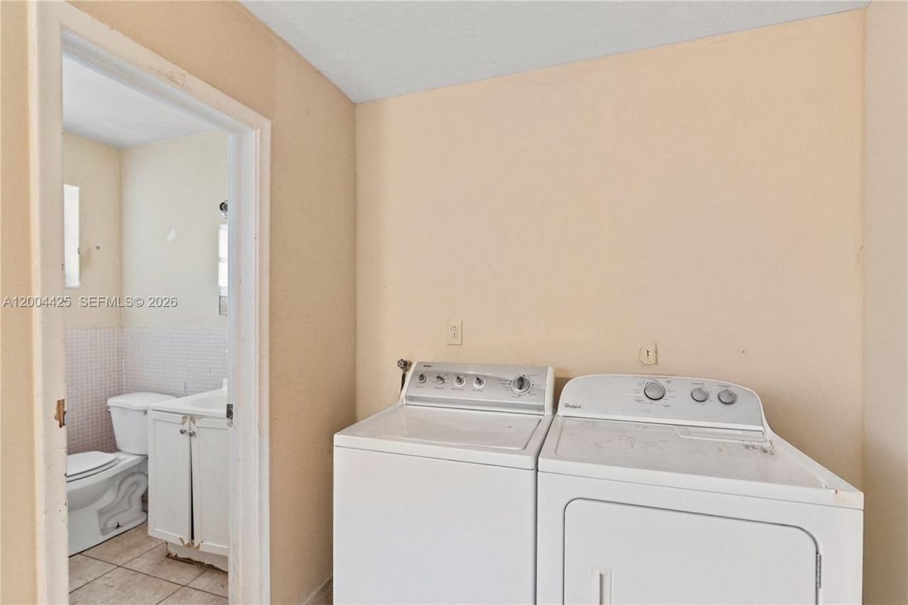 723 NW 15th Ter, Fort Lauderdale, FL 33311 Photo