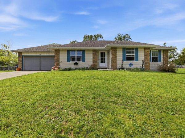 316 W Mcknight, Clever, MO 65631