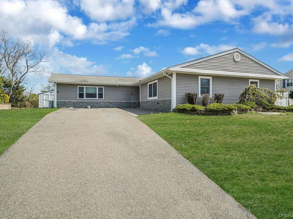 5 Whinstone Street , Coram, NY 11727