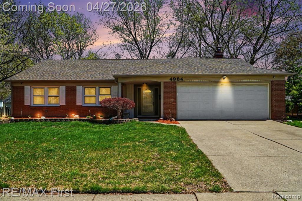 4984 Hyde Park Drive, Troy, MI 48085 Main Photo