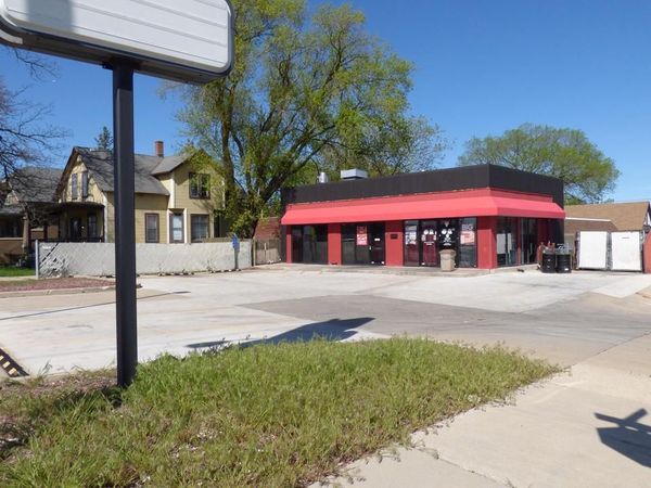 2401 Doulas AVENUE, Racine, WI 53402