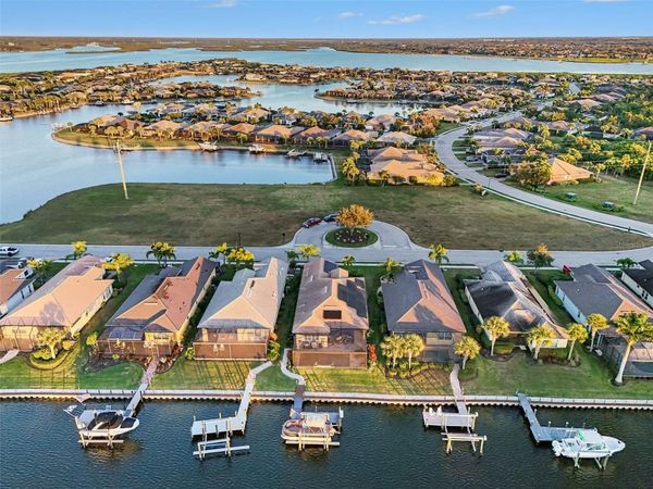 1018 OVERLOOK COURT, BRADENTON, FL 34208