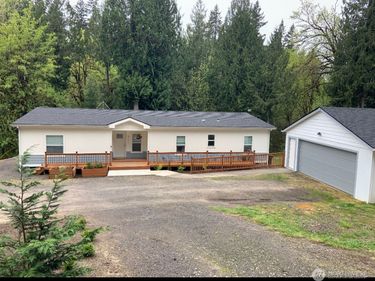 2571 Hazel Dell Road , Castle Rock, WA 98611