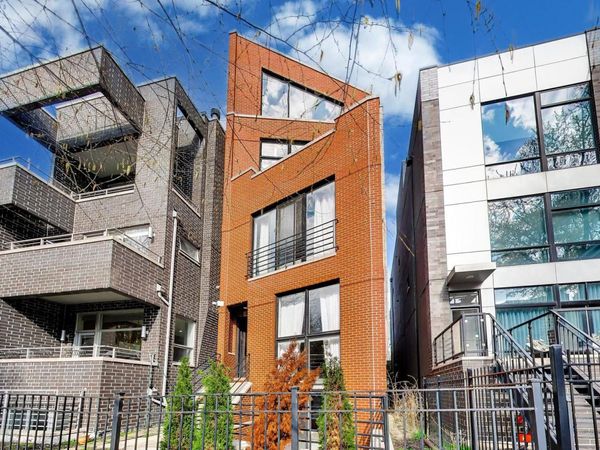 831 N Hermitage Avenue , Unit 2, Chicago, IL 60622