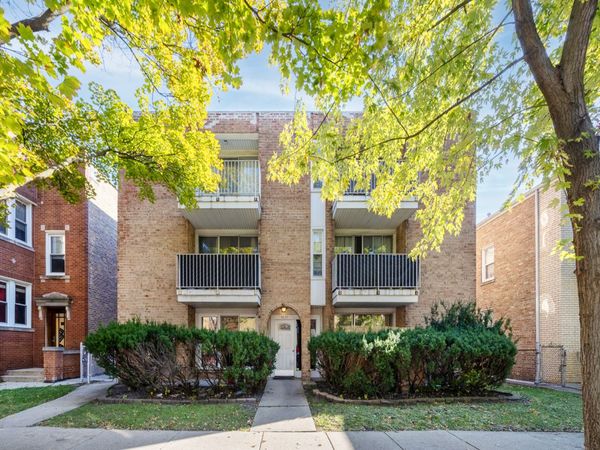 5627 N Kimball Avenue , Unit 3B, Chicago, IL 60659