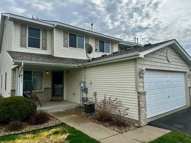 911 Harmony Path, Norwood Young America, MN 55397