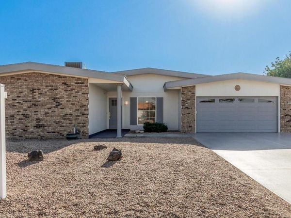 10641 W Boswell Boulevard, Sun City, AZ 85373