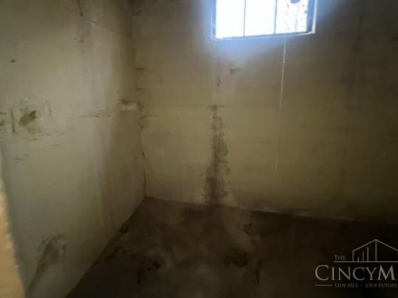 4566 Dixie Highway, Franklin Twp, OH 45005 Photo 4