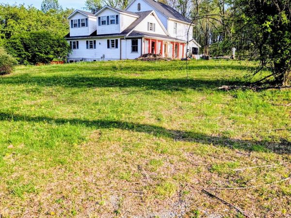 724 W Old Highway 53 , Celina, TN 38551