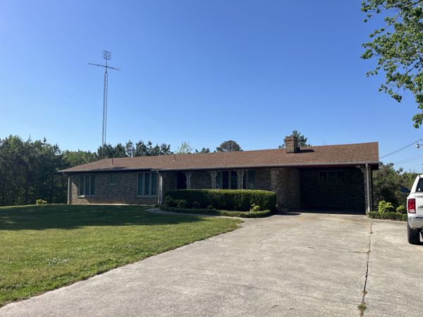 1619 Railroad Bed Rd , Collinwood, TN 38450