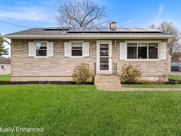 64 Rochford Cir, Springfield, MA 01128