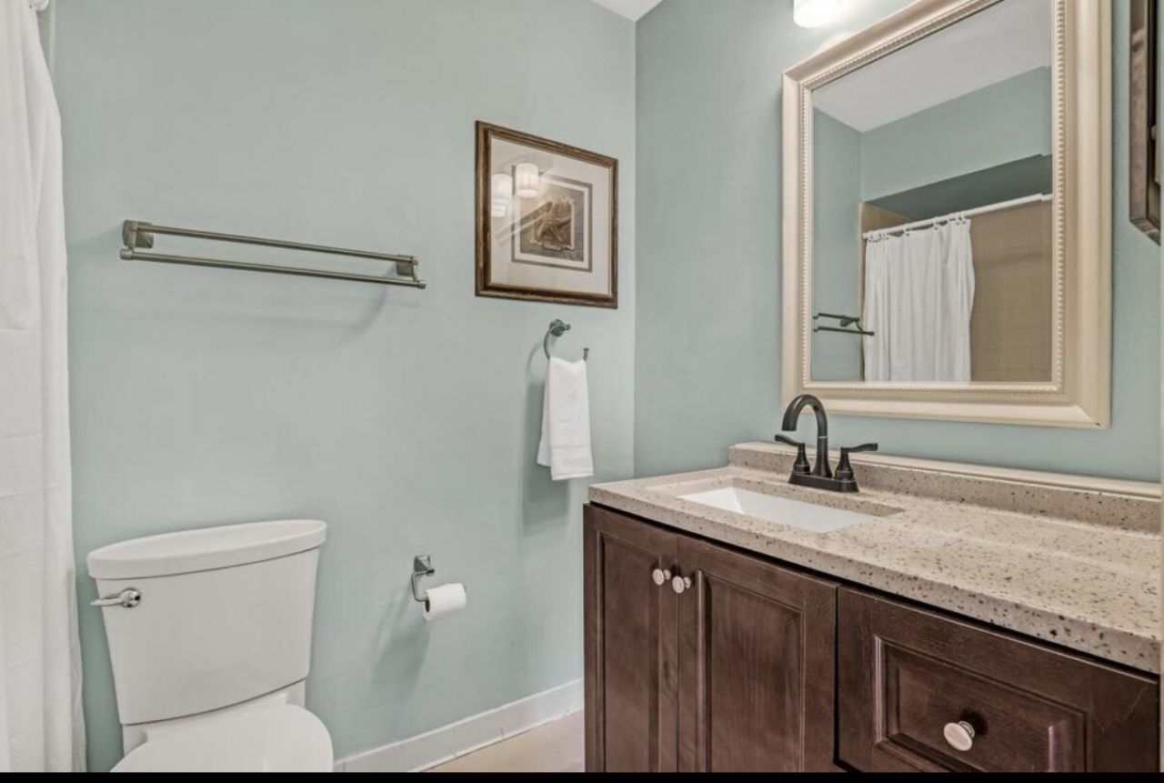 18390 SE Wood Haven Lane, Unit E, Jupiter, FL 33469 Photo