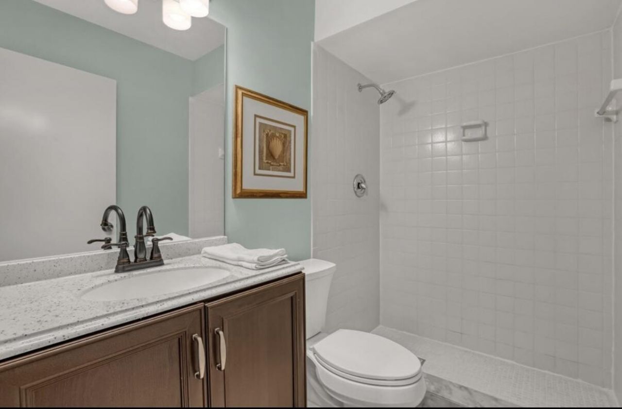 18390 SE Wood Haven Lane, Unit E, Jupiter, FL 33469 Photo