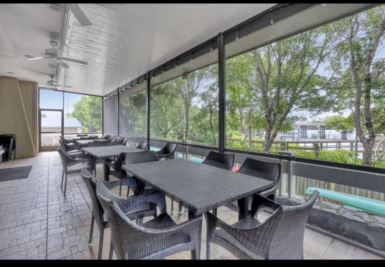 18390 SE Wood Haven Lane, Unit E, Jupiter, FL 33469 Photo