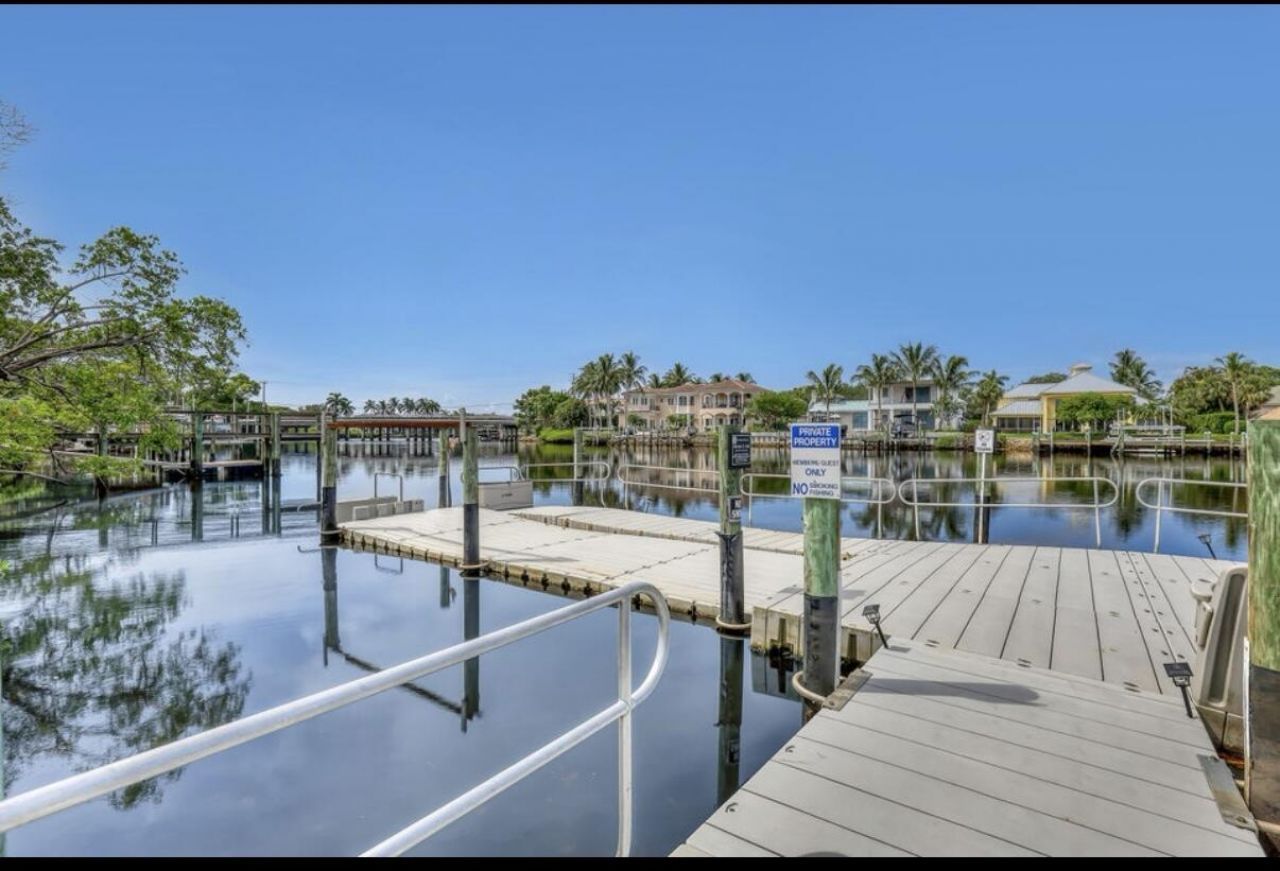 18390 SE Wood Haven Lane, Unit E, Jupiter, FL 33469 Photo