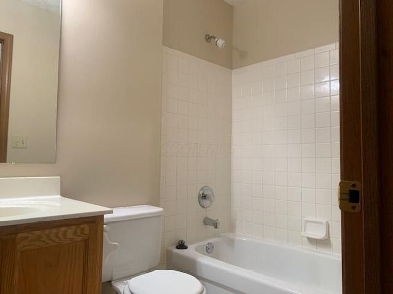 7248 Stonefall Court , Reynoldsburg, OH 43068 Photo 16