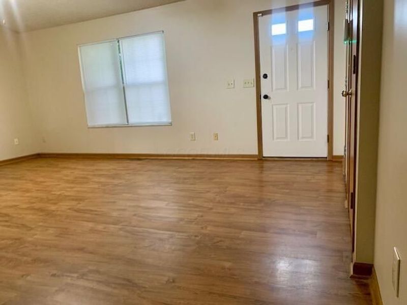 7248 Stonefall Court , Reynoldsburg, OH 43068 Photo 3