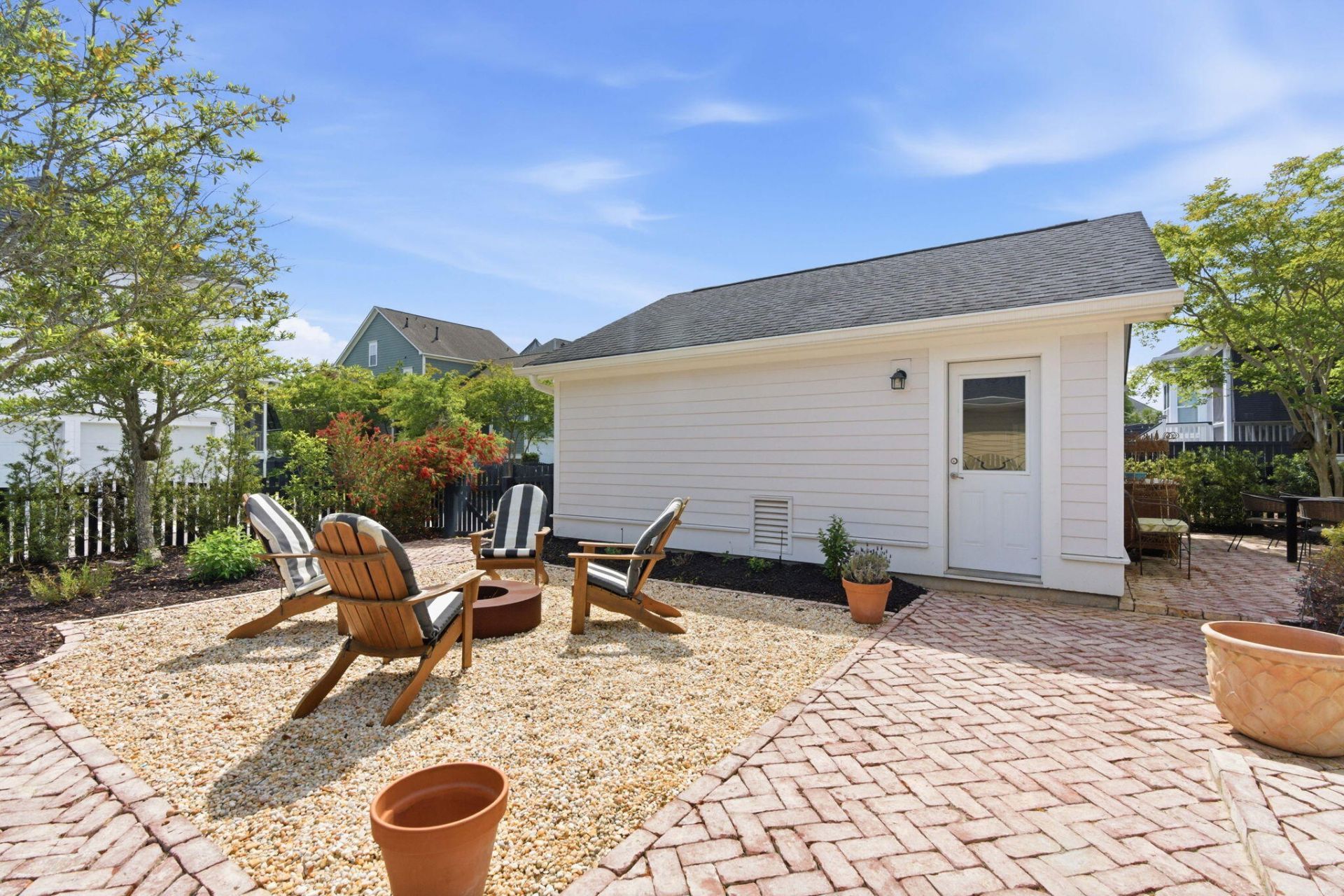 2511 Gatewood Street Photo 19