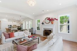 2511 Gatewood Street photo 4