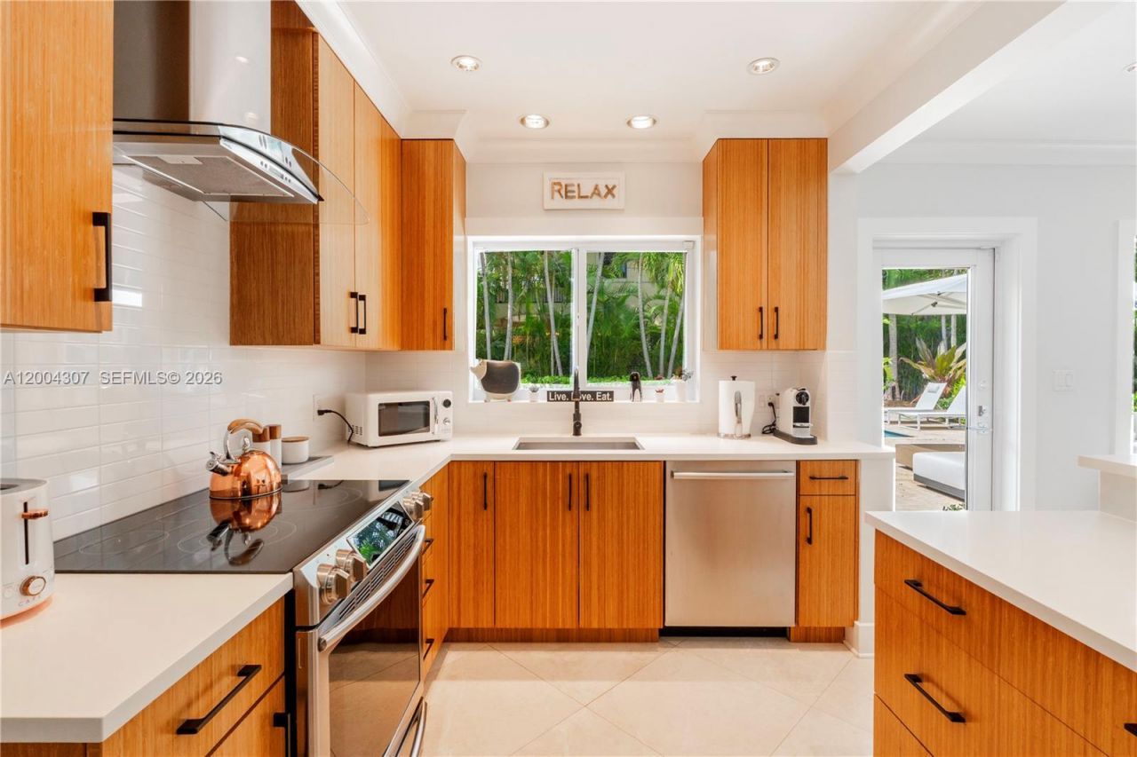 1029 Mariposa Ave , Coral Gables, FL 33146 Photo