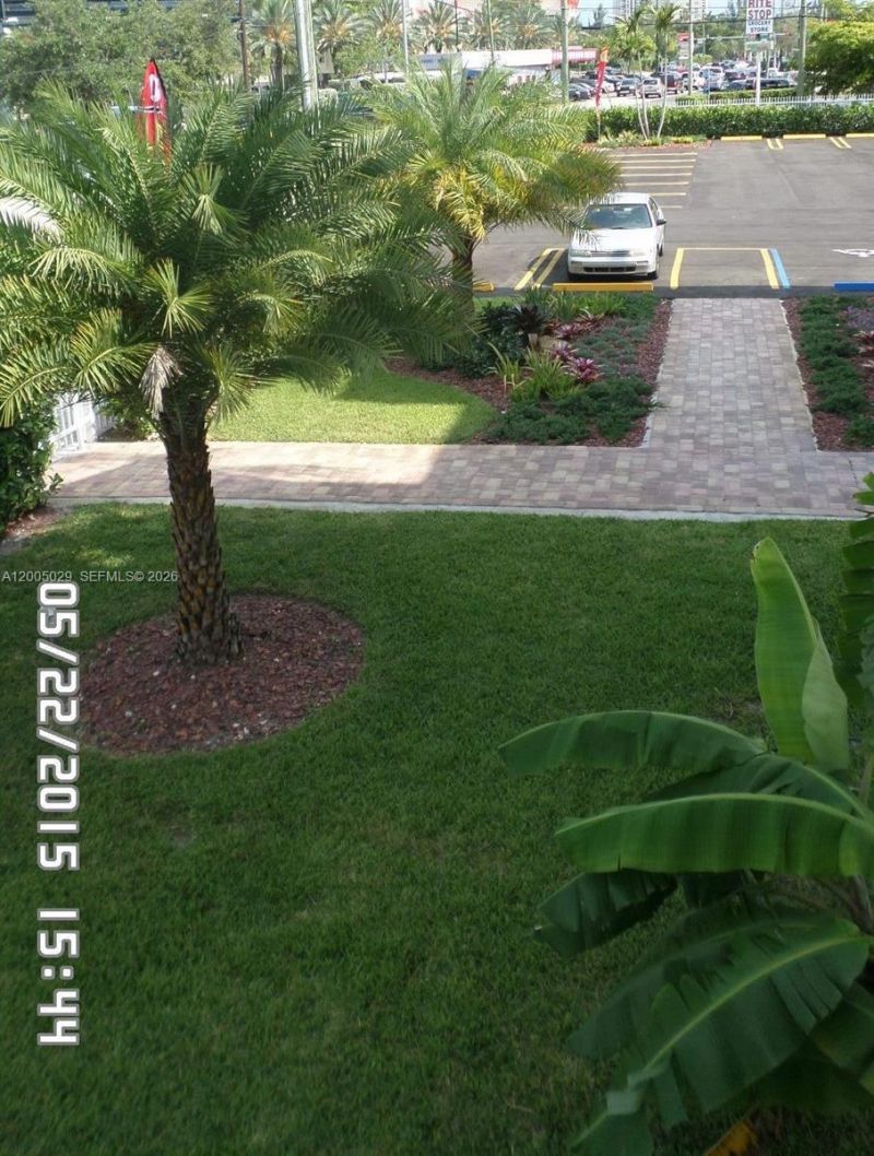 11750 NE 16th Ave , Unit 303, Miami, FL 33161 Photo