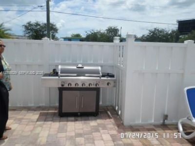 11750 NE 16th Ave , Unit 303, Miami, FL 33161 Photo