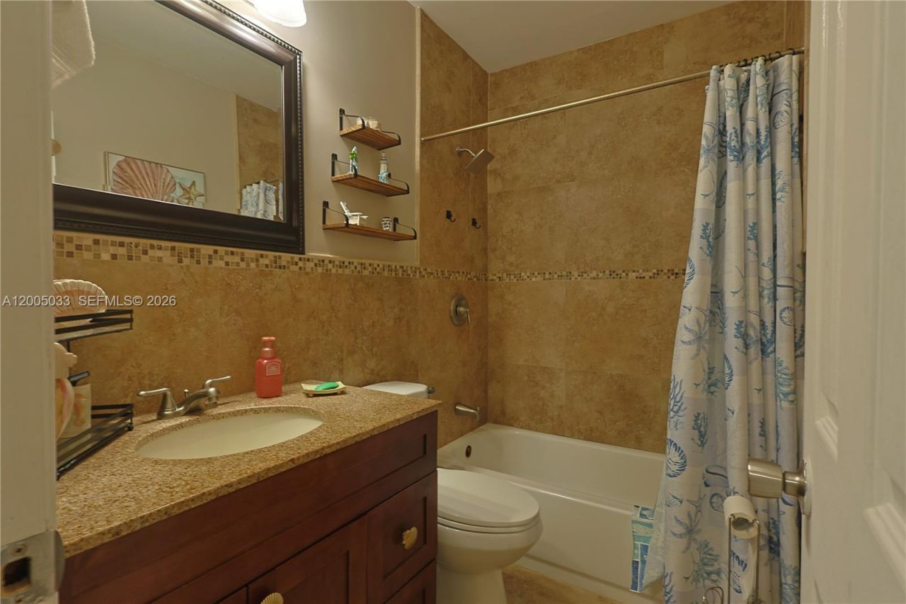 4147 W 8th Ave, Hialeah, FL 33012 Photo