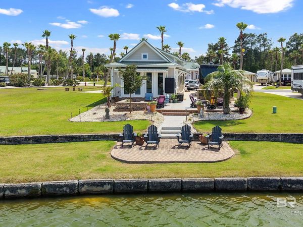 12088 Gateway Drive, Elberta, AL 36530