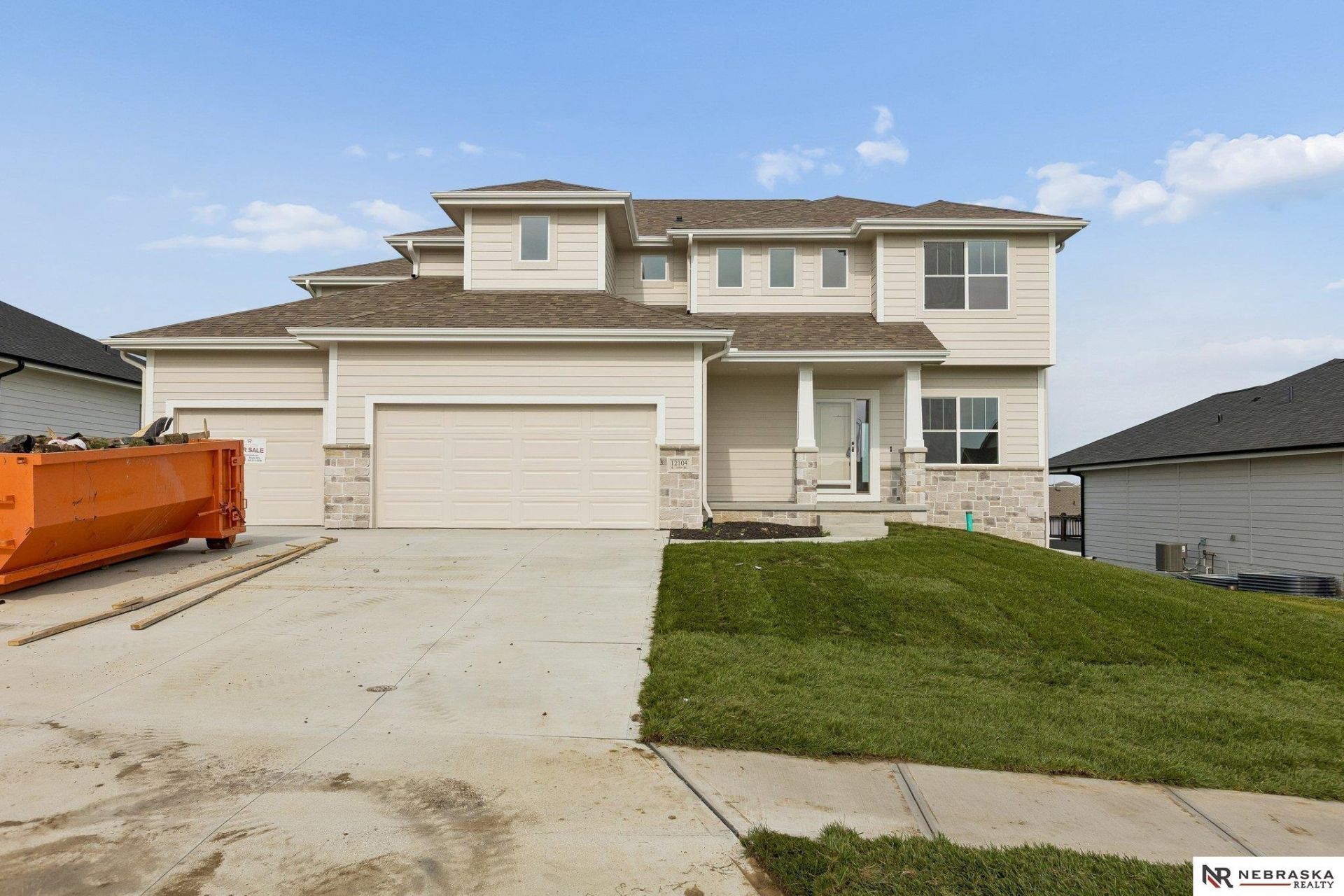 12104 S 109th Street, Papillion, NE 68046 Main Photo