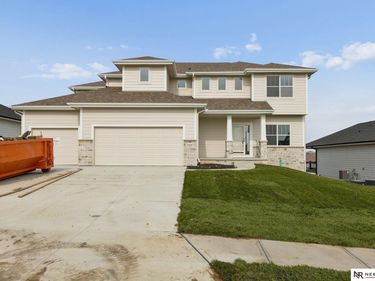 12104 S 109th Street, Papillion, NE 68046