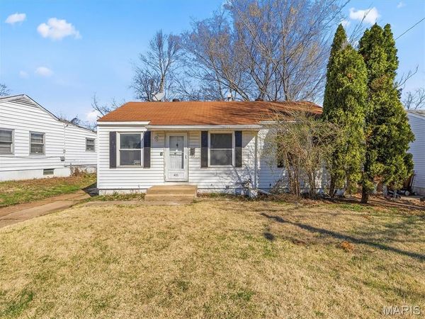 401 Cameron Road , St Louis, MO 63137