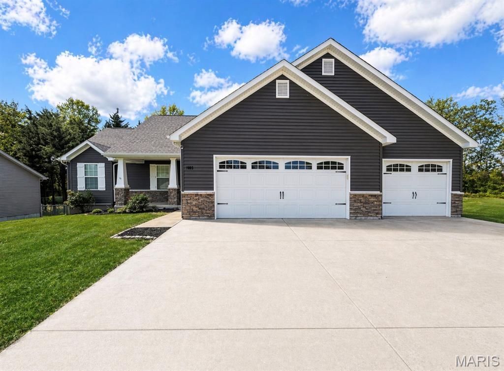 1005 Busch Drive, Warrenton, MO 63383 Main Photo