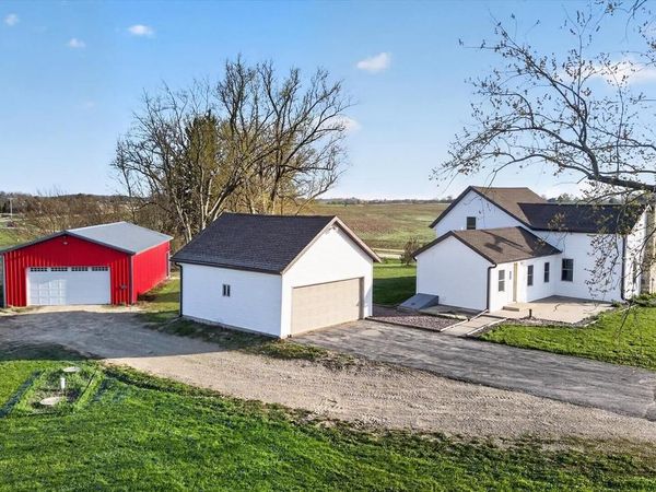 8357 Territorial Road, Evansville, WI 53536