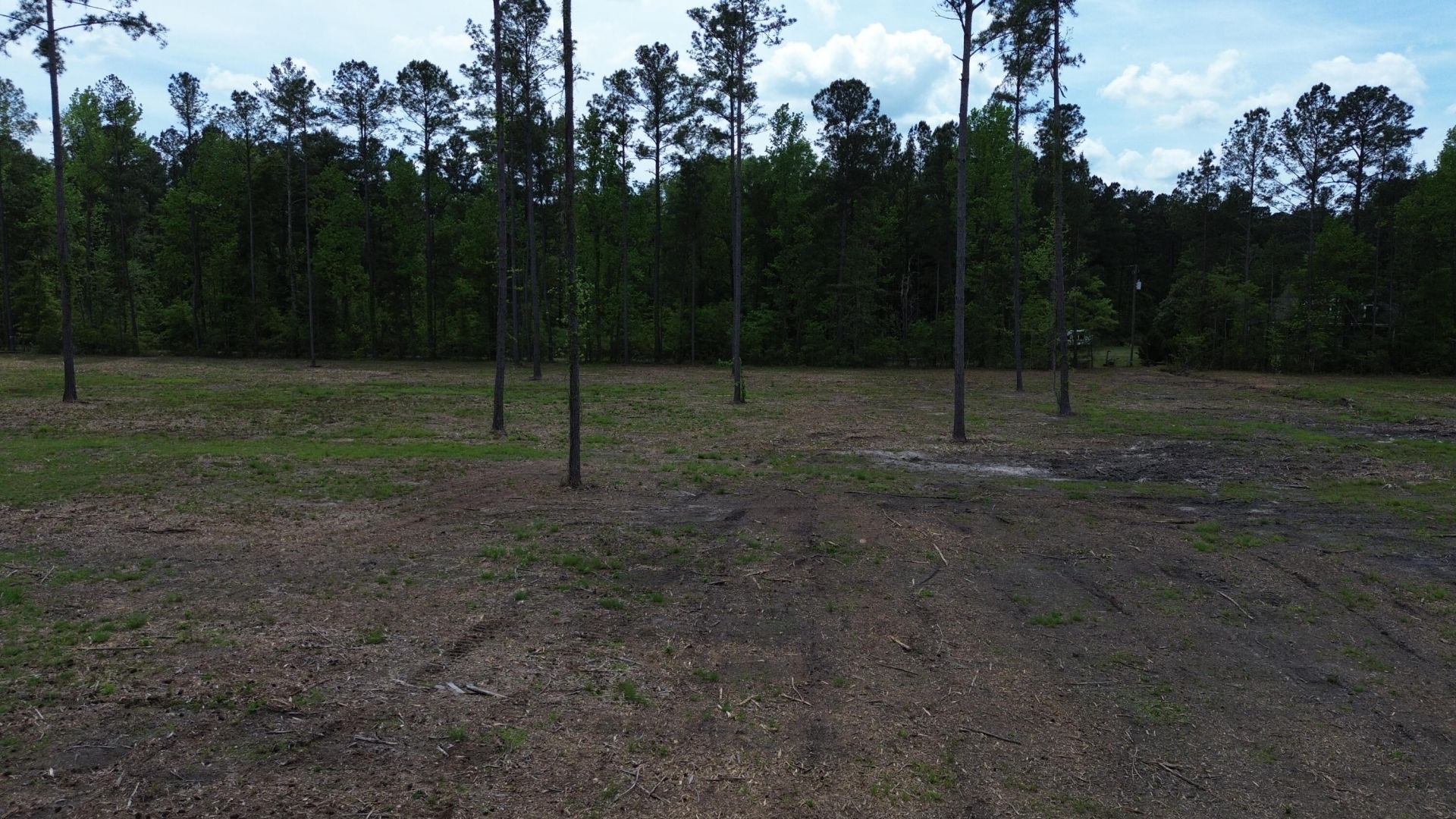 6 Highway 27 Photo 10